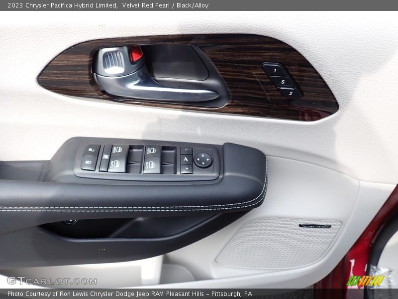 Velvet Red Pearl / Black/Alloy 2023 Chrysler Pacifica Hybrid Limited
