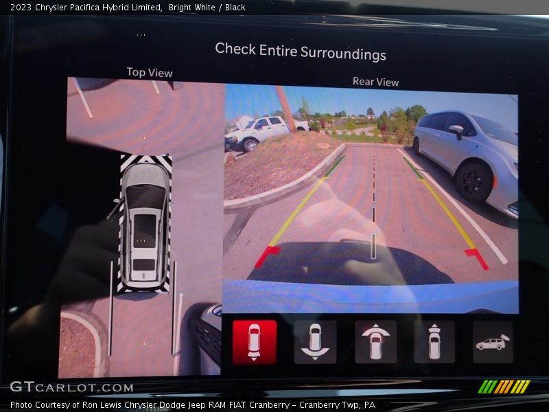 Bright White / Black 2023 Chrysler Pacifica Hybrid Limited