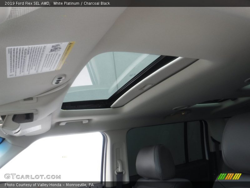 White Platinum / Charcoal Black 2019 Ford Flex SEL AWD