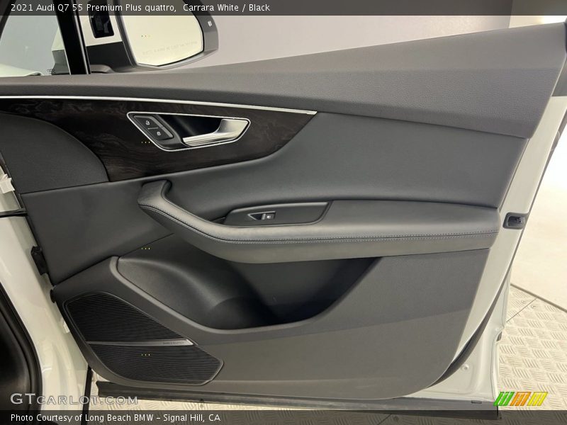 Door Panel of 2021 Q7 55 Premium Plus quattro