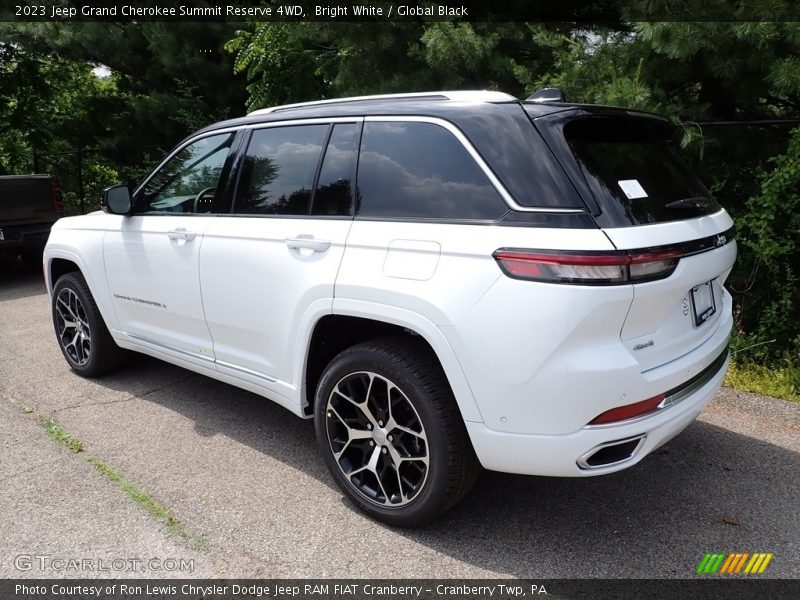 Bright White / Global Black 2023 Jeep Grand Cherokee Summit Reserve 4WD