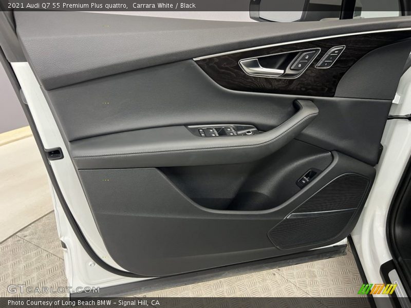Door Panel of 2021 Q7 55 Premium Plus quattro