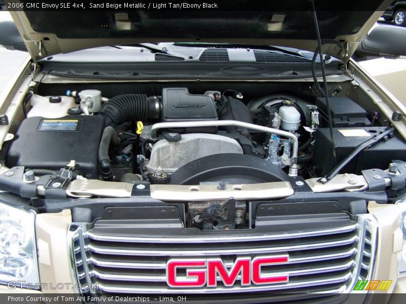 Sand Beige Metallic / Light Tan/Ebony Black 2006 GMC Envoy SLE 4x4