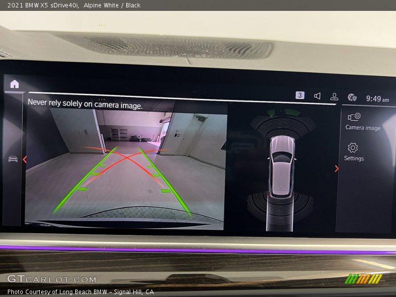 Alpine White / Black 2021 BMW X5 sDrive40i