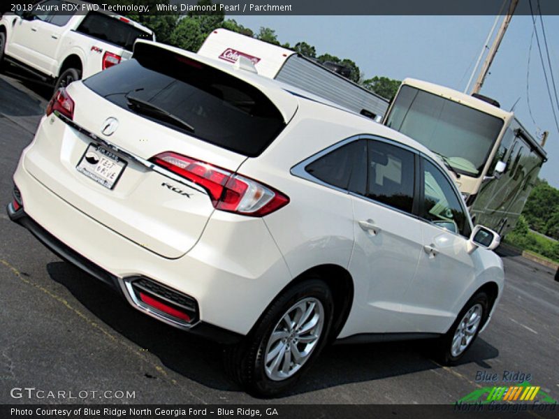 White Diamond Pearl / Parchment 2018 Acura RDX FWD Technology