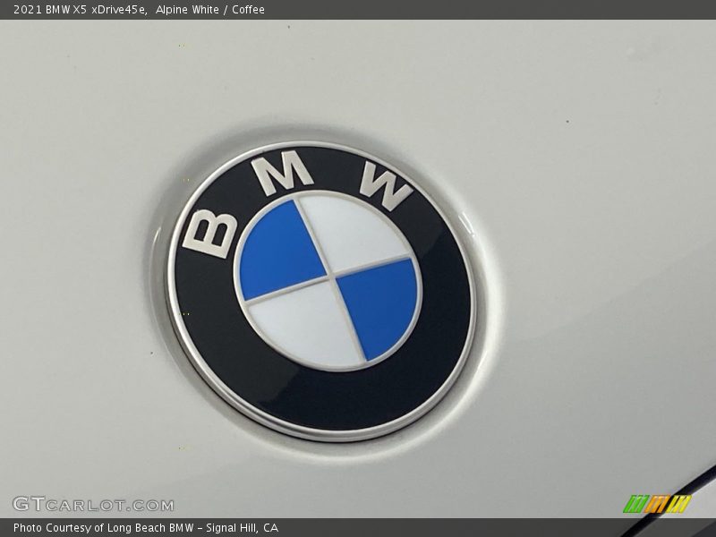 Alpine White / Coffee 2021 BMW X5 xDrive45e