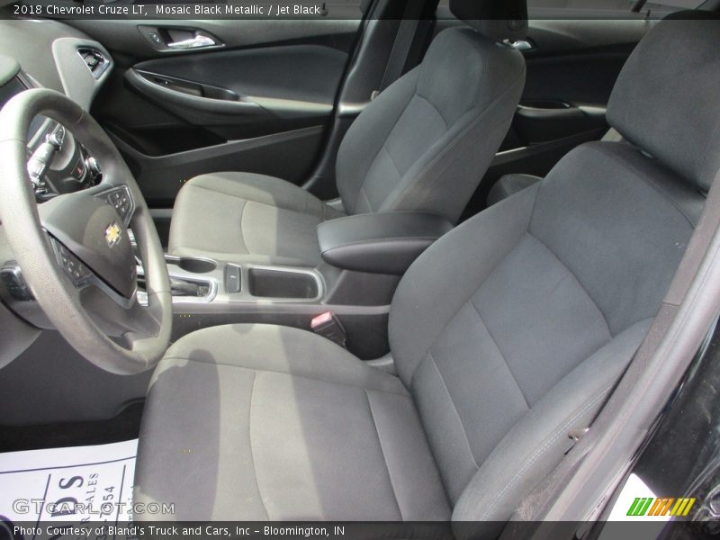 Mosaic Black Metallic / Jet Black 2018 Chevrolet Cruze LT
