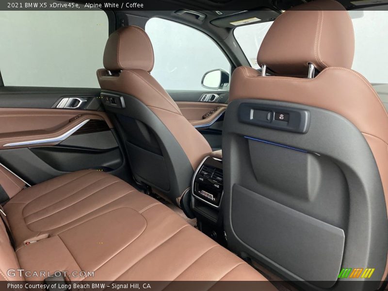 Alpine White / Coffee 2021 BMW X5 xDrive45e