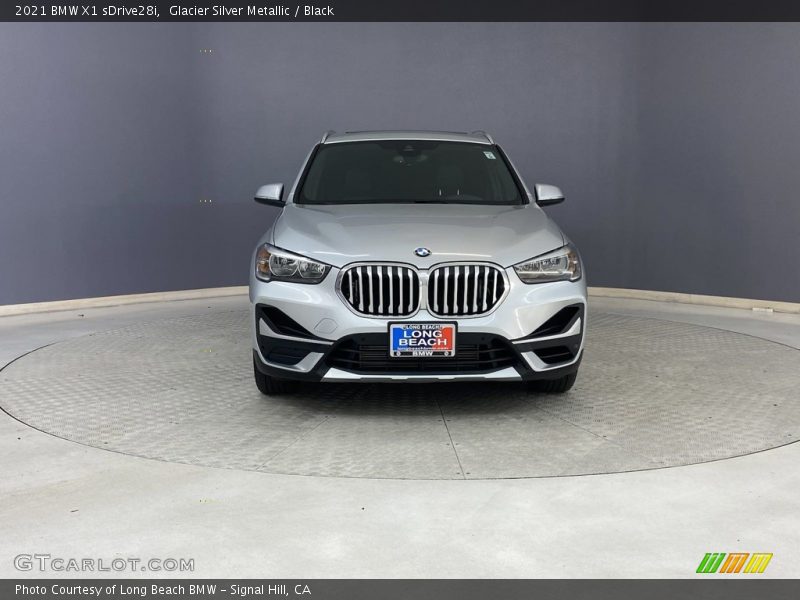 Glacier Silver Metallic / Black 2021 BMW X1 sDrive28i