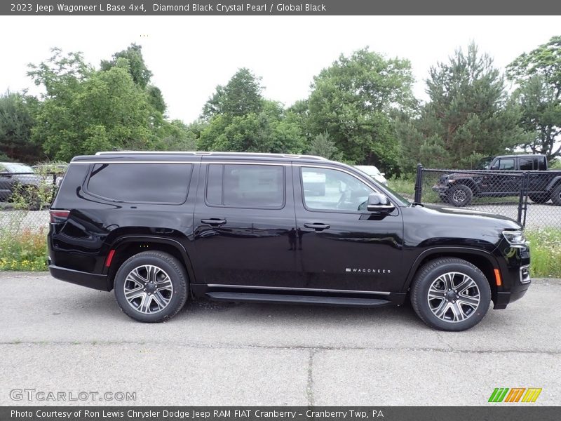 Diamond Black Crystal Pearl / Global Black 2023 Jeep Wagoneer L Base 4x4