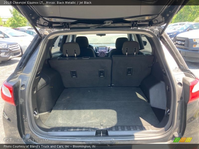 Mosaic Black Metallic / Jet Black 2018 Chevrolet Equinox LT