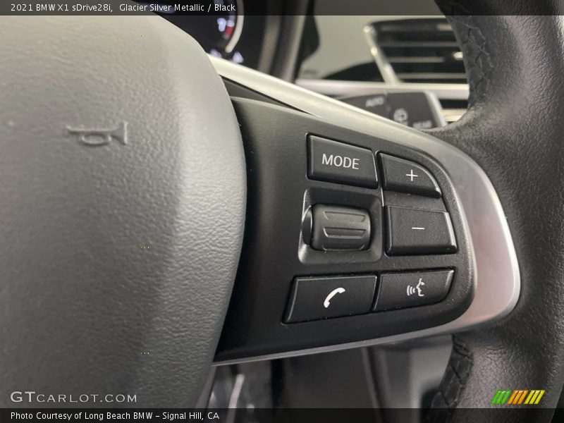  2021 X1 sDrive28i Steering Wheel