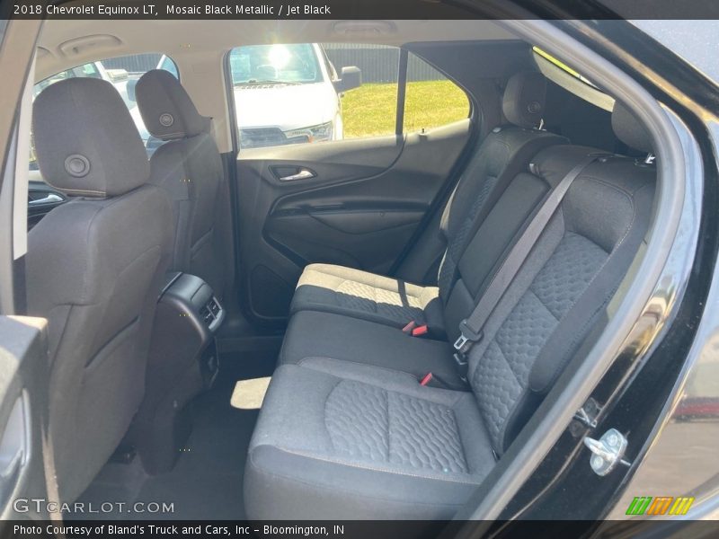 Mosaic Black Metallic / Jet Black 2018 Chevrolet Equinox LT