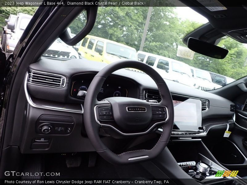 Diamond Black Crystal Pearl / Global Black 2023 Jeep Wagoneer L Base 4x4