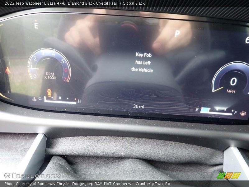 Diamond Black Crystal Pearl / Global Black 2023 Jeep Wagoneer L Base 4x4