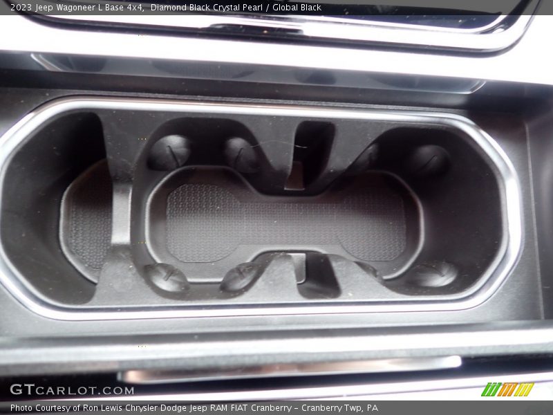 Diamond Black Crystal Pearl / Global Black 2023 Jeep Wagoneer L Base 4x4