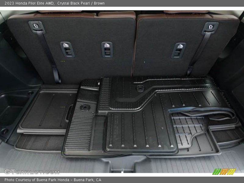 Crystal Black Pearl / Brown 2023 Honda Pilot Elite AWD