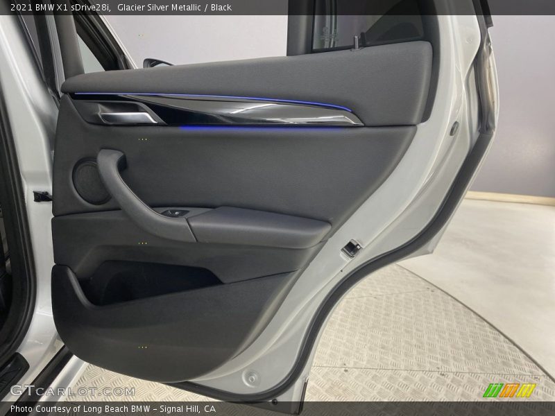 Glacier Silver Metallic / Black 2021 BMW X1 sDrive28i
