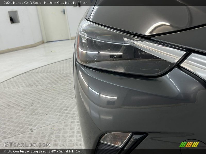 Machine Gray Metallic / Black 2021 Mazda CX-3 Sport
