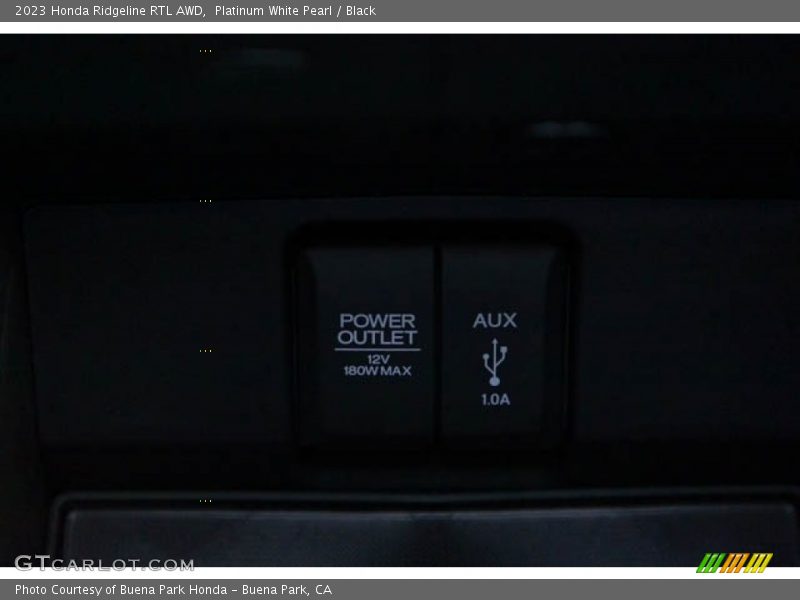 Platinum White Pearl / Black 2023 Honda Ridgeline RTL AWD