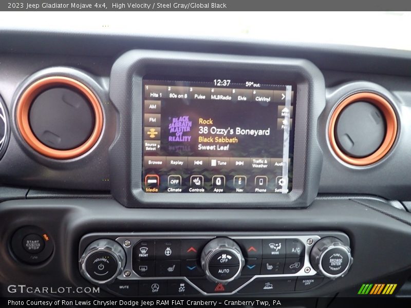 Controls of 2023 Gladiator Mojave 4x4