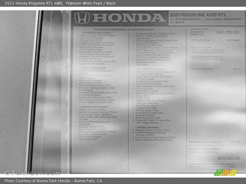 Platinum White Pearl / Black 2023 Honda Ridgeline RTL AWD