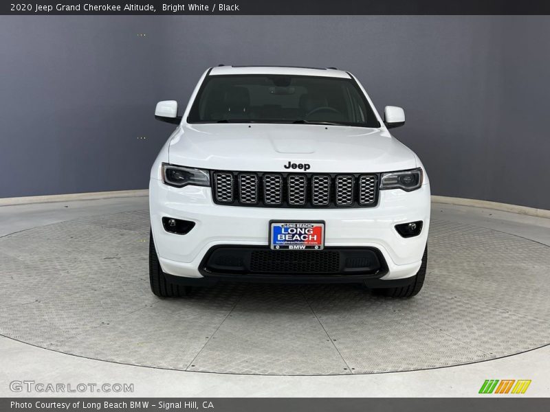 Bright White / Black 2020 Jeep Grand Cherokee Altitude