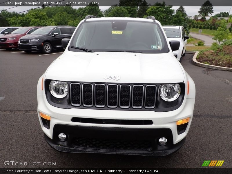 Alpine White / Black 2023 Jeep Renegade Latitude 4x4