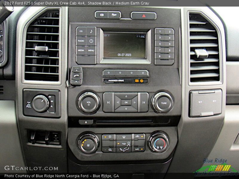 Shadow Black / Medium Earth Gray 2017 Ford F250 Super Duty XL Crew Cab 4x4