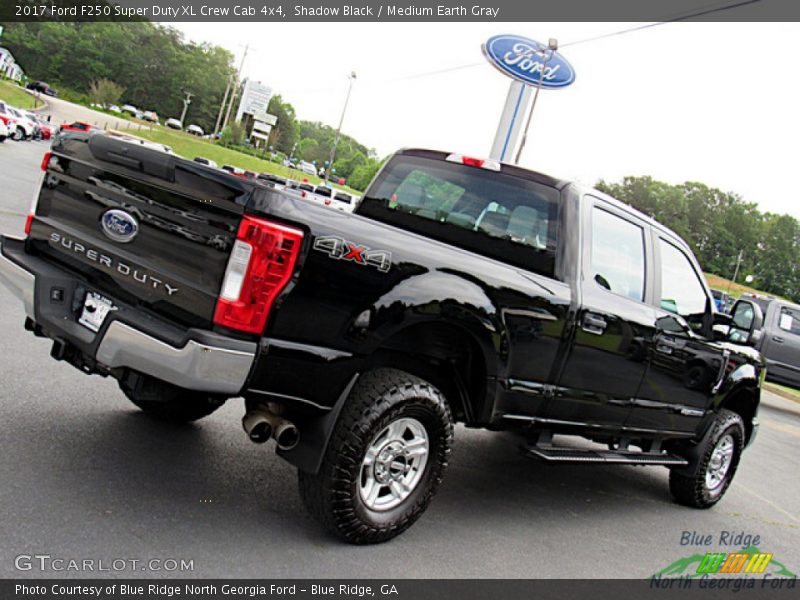 Shadow Black / Medium Earth Gray 2017 Ford F250 Super Duty XL Crew Cab 4x4