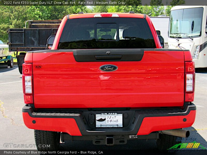 Race Red / Medium Earth Gray 2022 Ford F250 Super Duty XLT Crew Cab 4x4