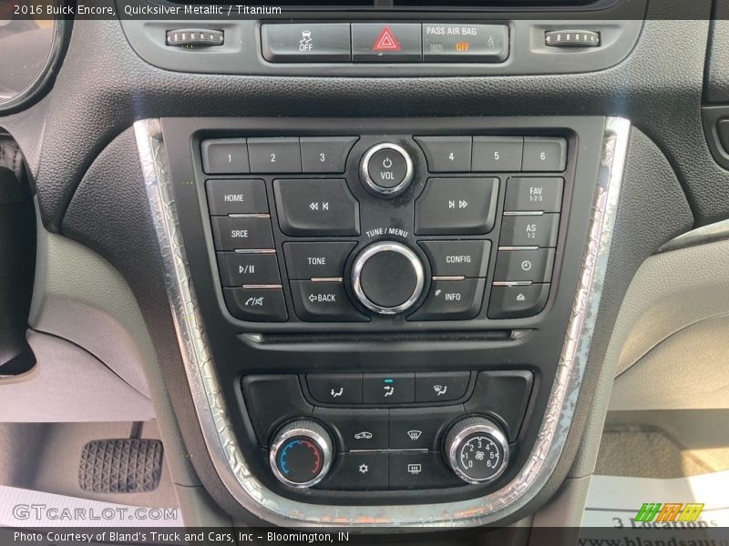 Quicksilver Metallic / Titanium 2016 Buick Encore