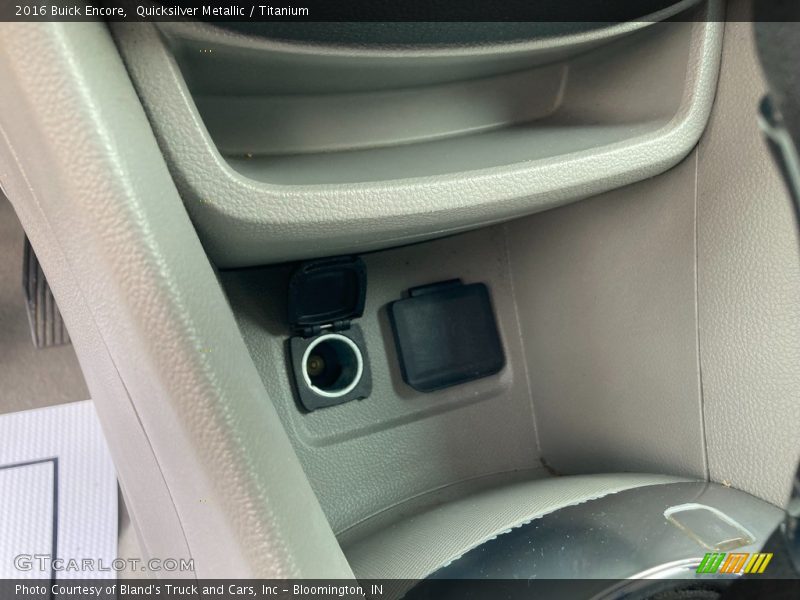 Quicksilver Metallic / Titanium 2016 Buick Encore
