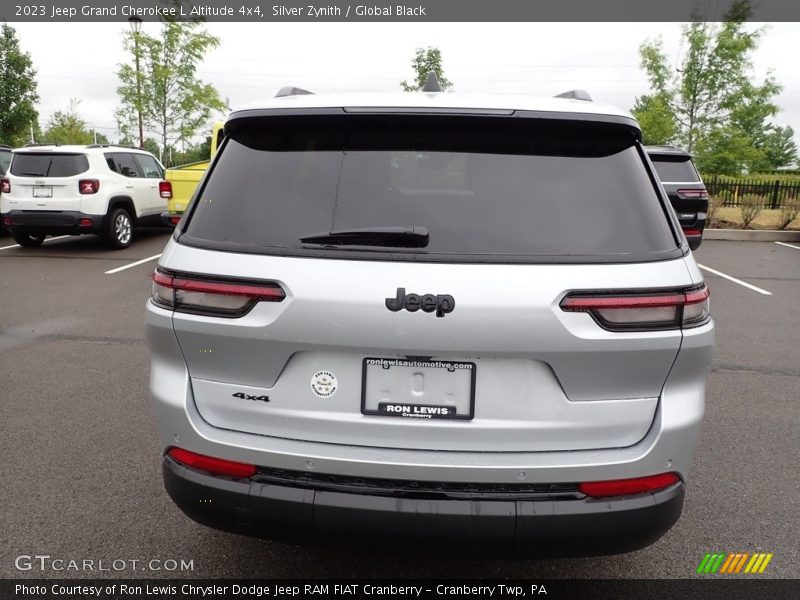 Silver Zynith / Global Black 2023 Jeep Grand Cherokee L Altitude 4x4
