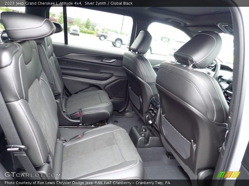 Silver Zynith / Global Black 2023 Jeep Grand Cherokee L Altitude 4x4