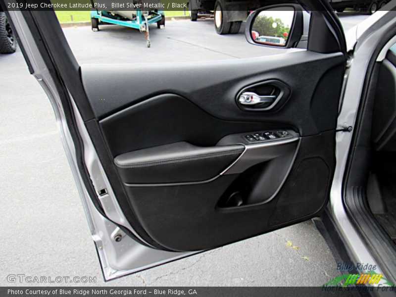 Billet Silver Metallic / Black 2019 Jeep Cherokee Latitude Plus