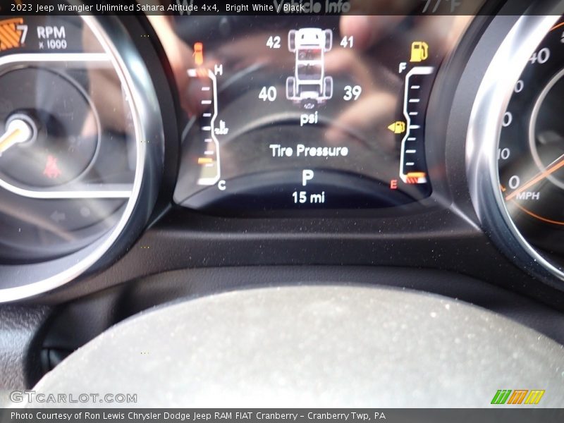 Bright White / Black 2023 Jeep Wrangler Unlimited Sahara Altitude 4x4