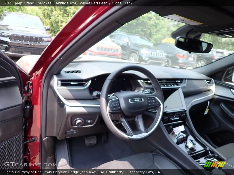 Velvet Red Pearl / Global Black 2023 Jeep Grand Cherokee L Altitude 4x4