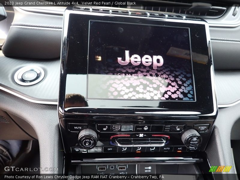 Velvet Red Pearl / Global Black 2023 Jeep Grand Cherokee L Altitude 4x4