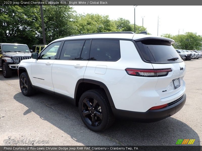 Bright White / Global Black 2023 Jeep Grand Cherokee L Altitude 4x4