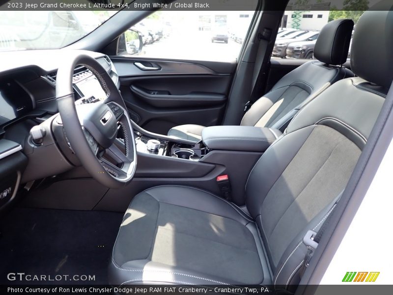 Bright White / Global Black 2023 Jeep Grand Cherokee L Altitude 4x4