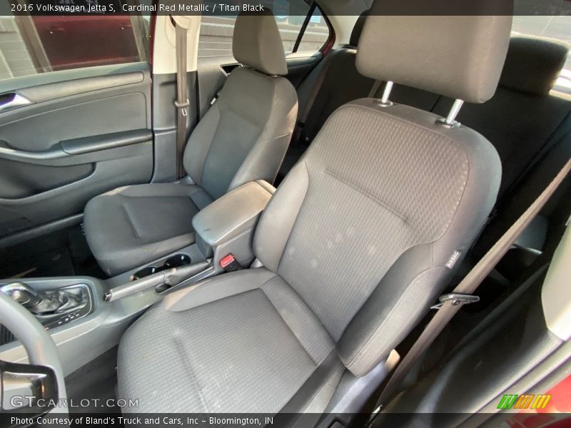 Cardinal Red Metallic / Titan Black 2016 Volkswagen Jetta S