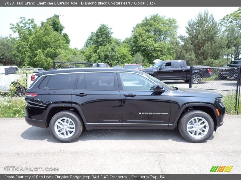 Diamond Black Crystal Pearl / Global Black 2023 Jeep Grand Cherokee L Laredo 4x4