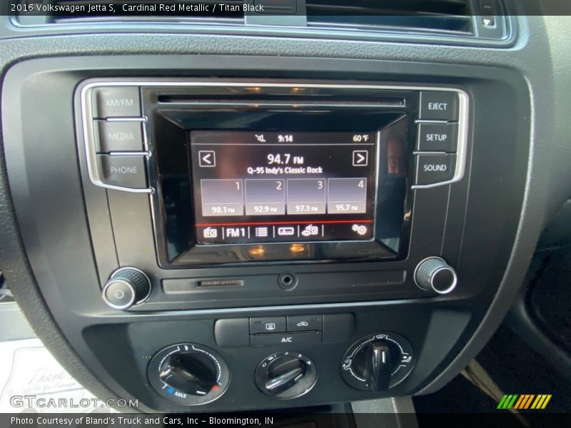 Cardinal Red Metallic / Titan Black 2016 Volkswagen Jetta S