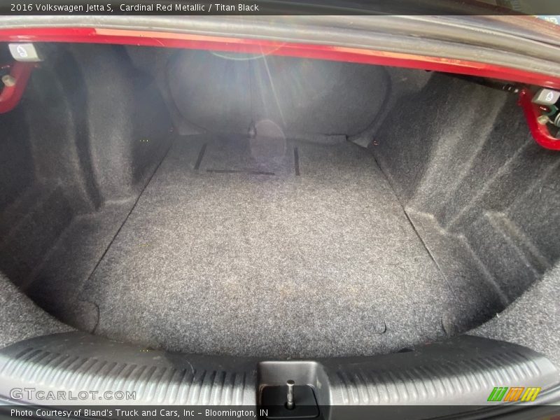 Cardinal Red Metallic / Titan Black 2016 Volkswagen Jetta S