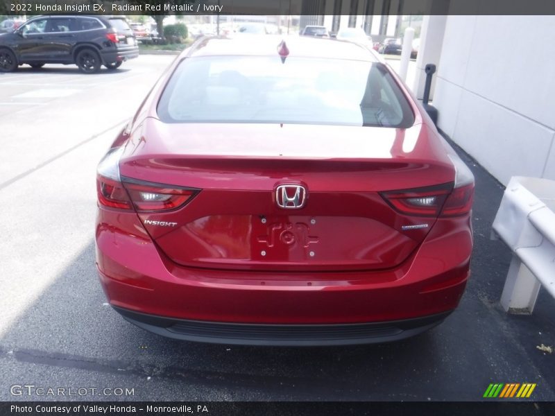 Radiant Red Metallic / Ivory 2022 Honda Insight EX