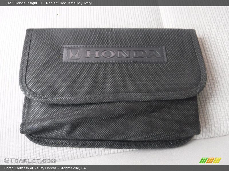 Radiant Red Metallic / Ivory 2022 Honda Insight EX