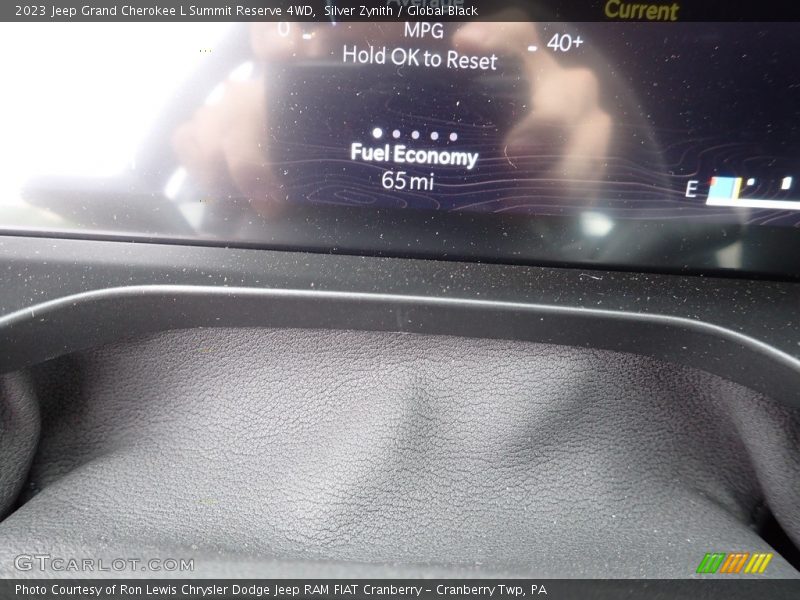 Silver Zynith / Global Black 2023 Jeep Grand Cherokee L Summit Reserve 4WD