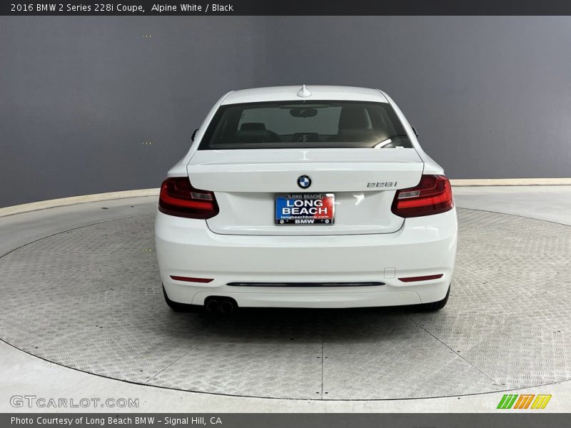 Alpine White / Black 2016 BMW 2 Series 228i Coupe