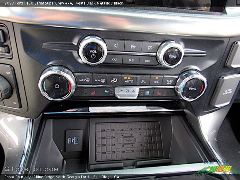 Agate Black Metallic / Black 2023 Ford F150 Lariat SuperCrew 4x4